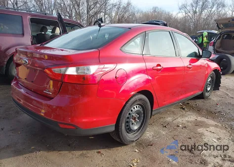 2012 Ford Focus Se из США, поврежденный, VIN 1FAHP3F26CL429094